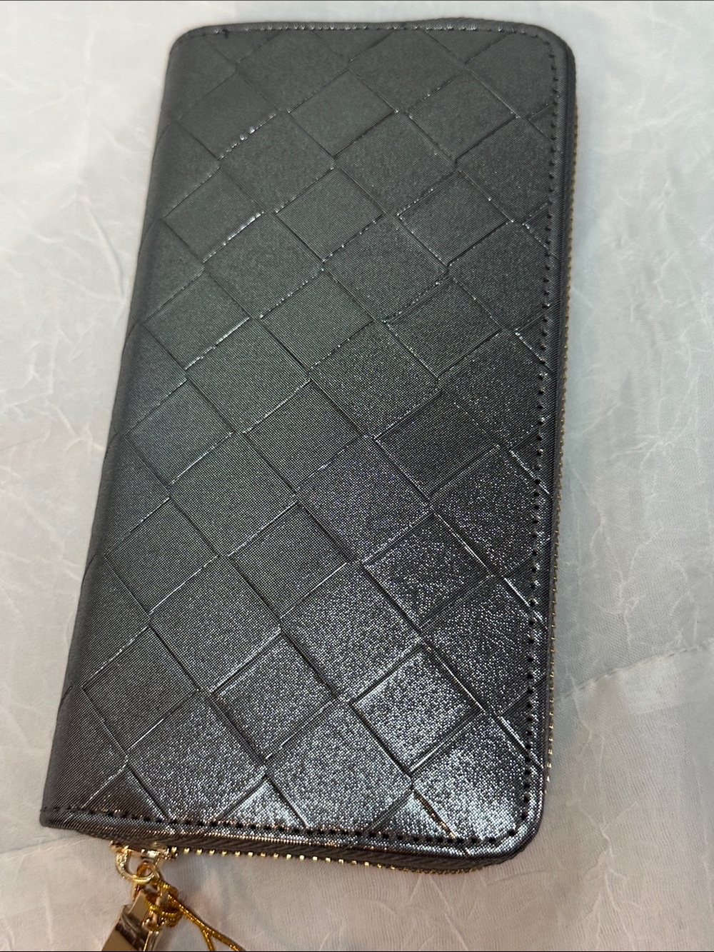 bebe Black Quilted Zip Wallet with Gold Hardware - Picture 3 of 6